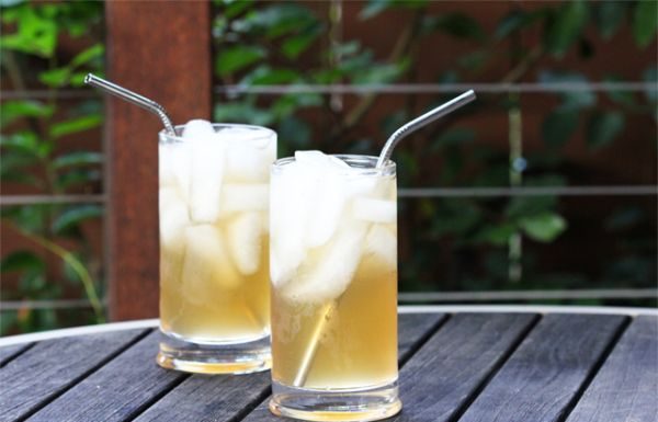 Bere de ghimbir (fara alcool) – Tratamentul natural pentru inflamatii cronice, durere si migrene