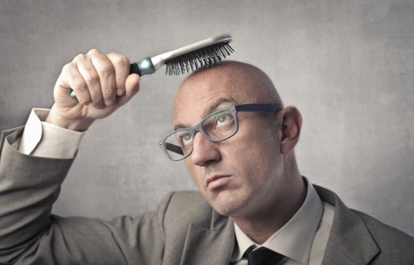 Prevenirea caderii si regenerarea naturala a parului – Sfaturi si secrete pretioase!